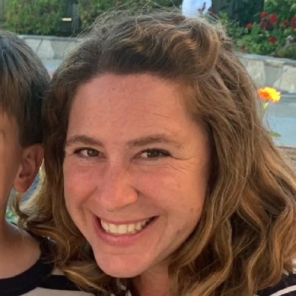 Meet your Posher, Christina